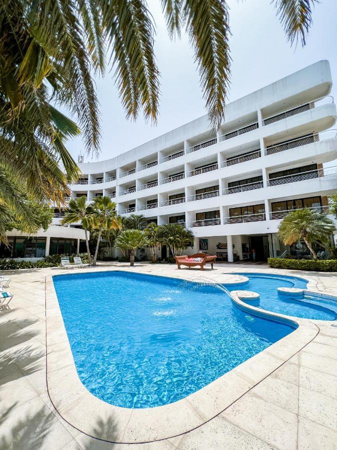 Hotel California Playa El Yaque Esterno foto