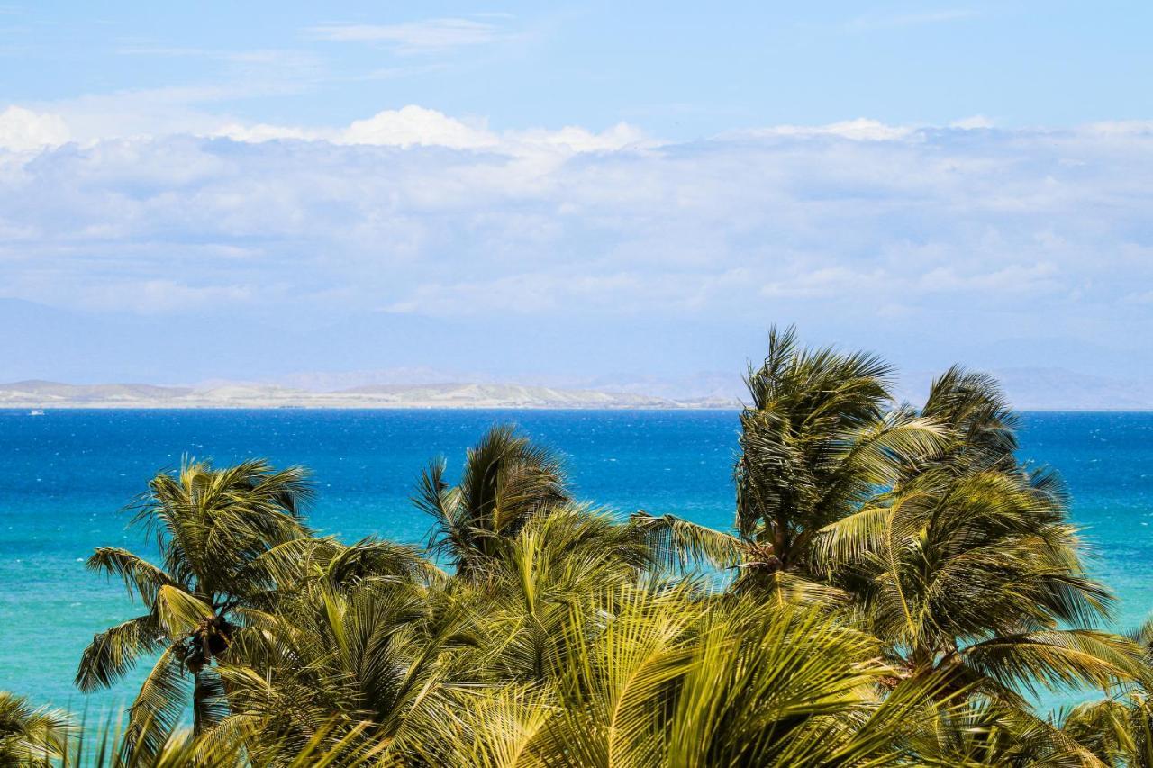 Hotel California Playa El Yaque Esterno foto