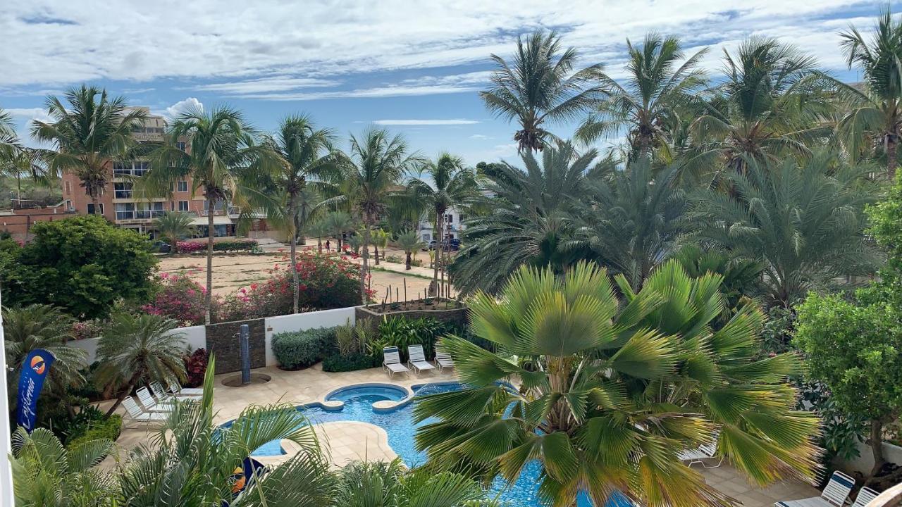 Hotel California Playa El Yaque Esterno foto