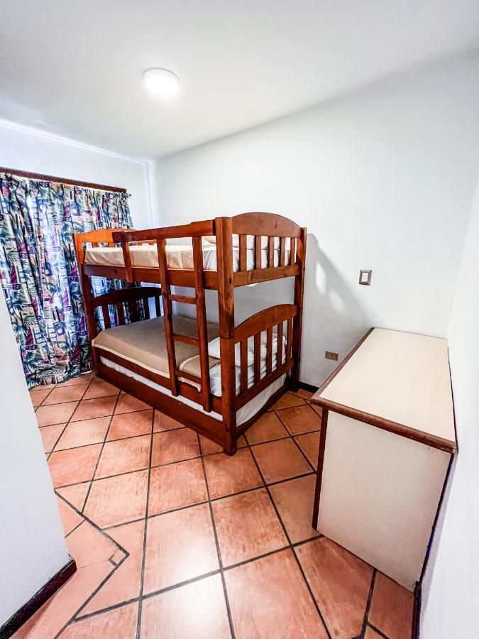 Hotel California Playa El Yaque Esterno foto